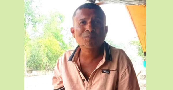 পানিতে