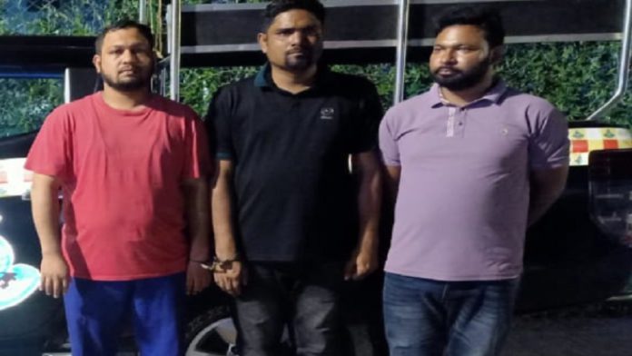 bakalia arrest 3 বাকলিয়া, মাদক,বিদেশী পিস্তল