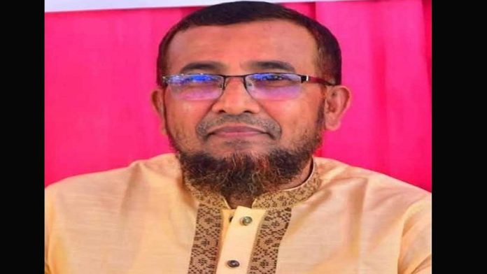 ট্রেন, লোহাগাড়া, স্কুল, শিক্ষক