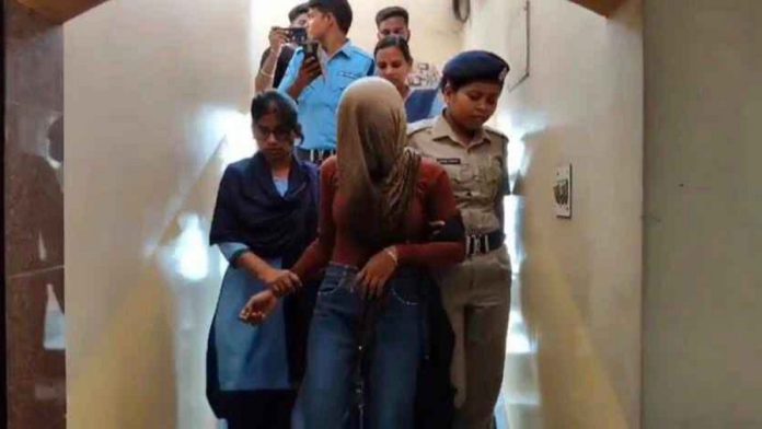 hotel husband স্বামী