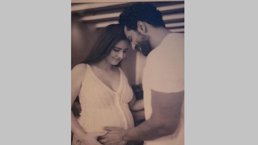 মা-বাবা হতে চলেছেন ভিকি ও অভিনেত্রী ক্যাটরিনা