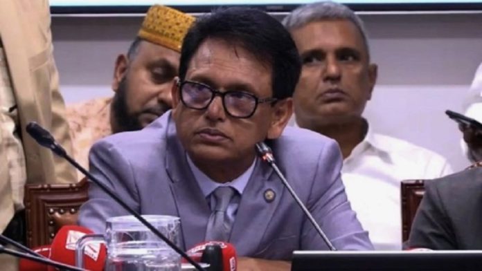 শিক্ষামন্ত্রী
