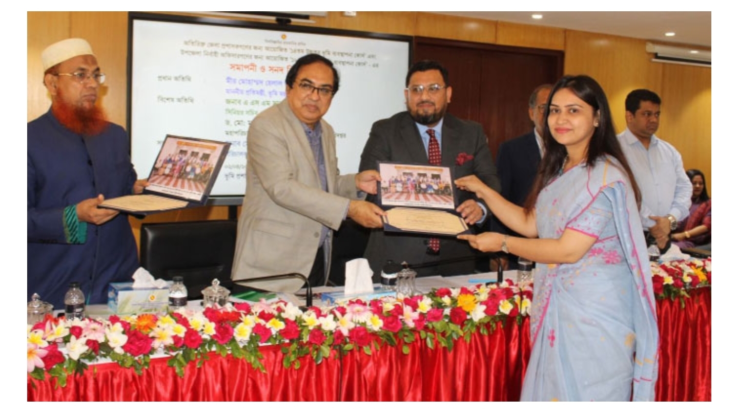 ভূমি সেবায় দুর্নীতিবাজদের বিরুদ্ধে ব্যবস্থা গ্রহণ করার নির্দেশ ভূমি প্রতিমন্ত্রীর