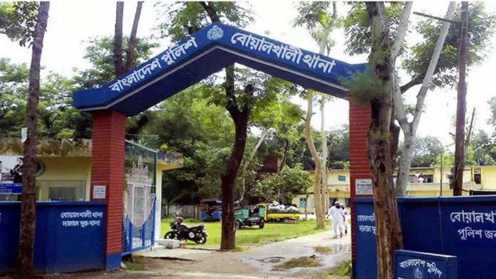 পুলিশ