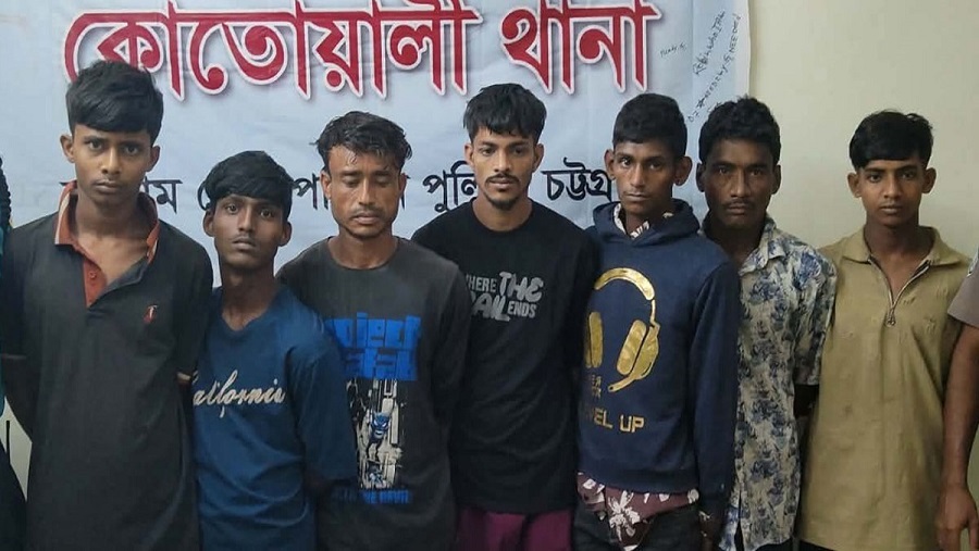 ডাকাত
